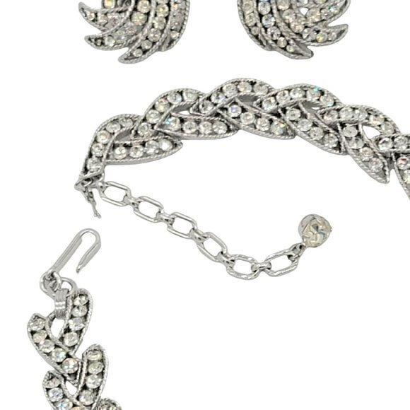 Crown Trifari Cavalcade Silver Set - Picture 3 of 8